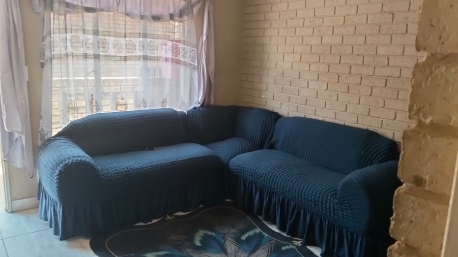 1 Bedroom Property for Sale in Rustenburg Central North West